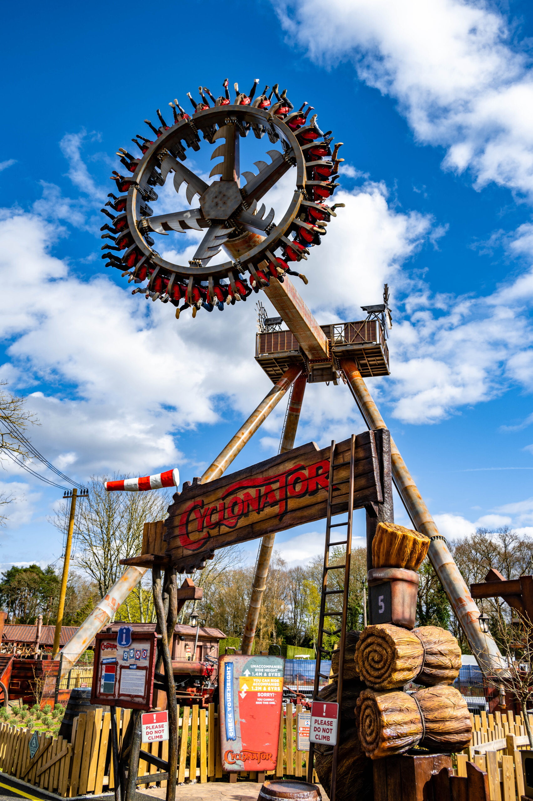 Tornado Spring Cyclonator