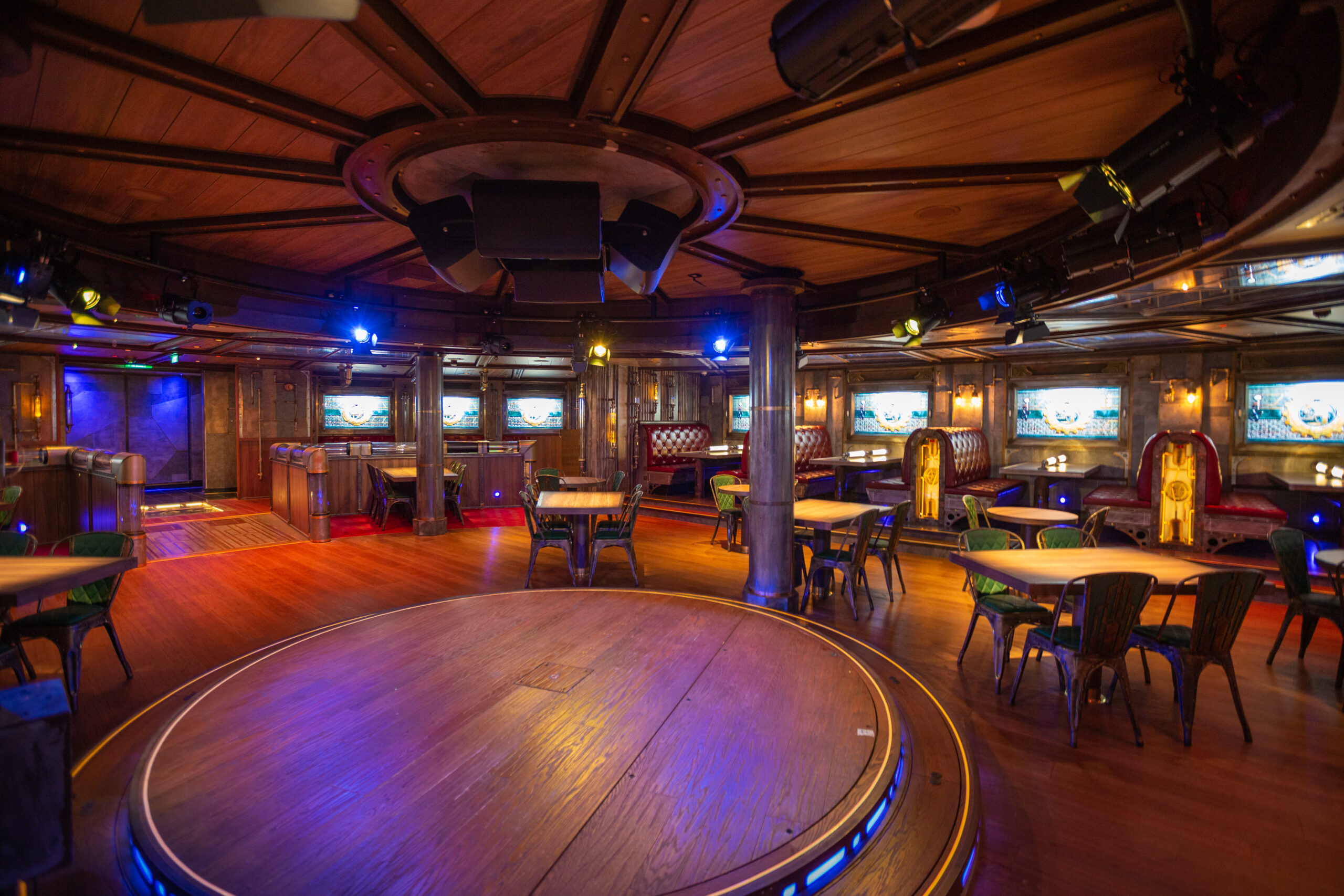 Time Machine Restaurant POV